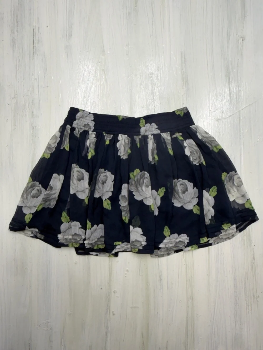 Abercrombie & Fitch Navy Floral Skater Mini Skirt Sz M